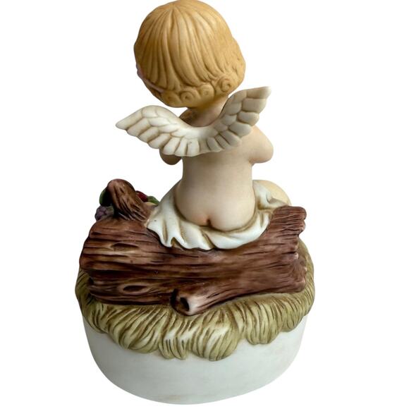 Enesco MUSIC BOX Talk To The Animals Cherub Angel Deer Fruit Basket Ceramic 1984 - Picture 3 of 9